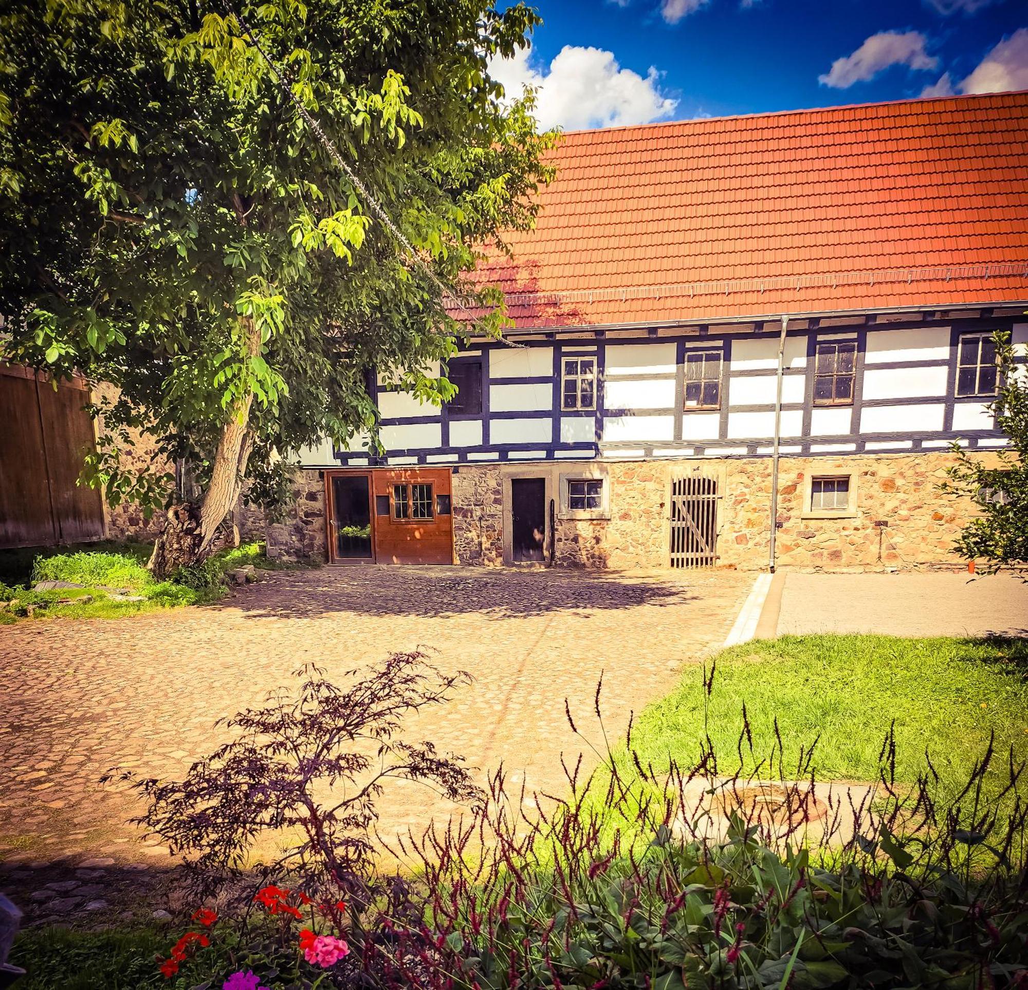 Hotel Schwalbenhof Lommatzsch Esterno foto